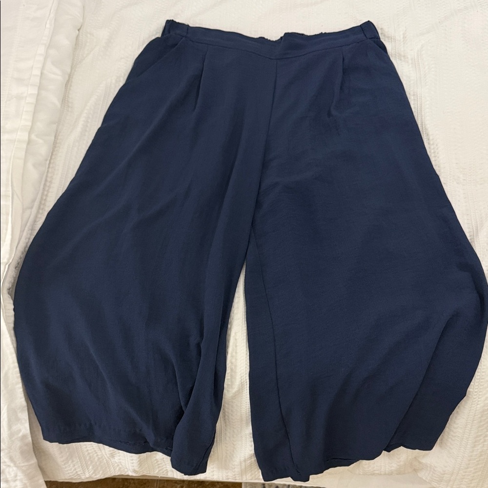 H&M wide leg crop pants